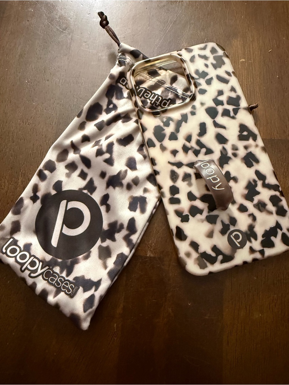 Loopy Case Leopard Print Phone Case with Loop Grip - White & Brown
